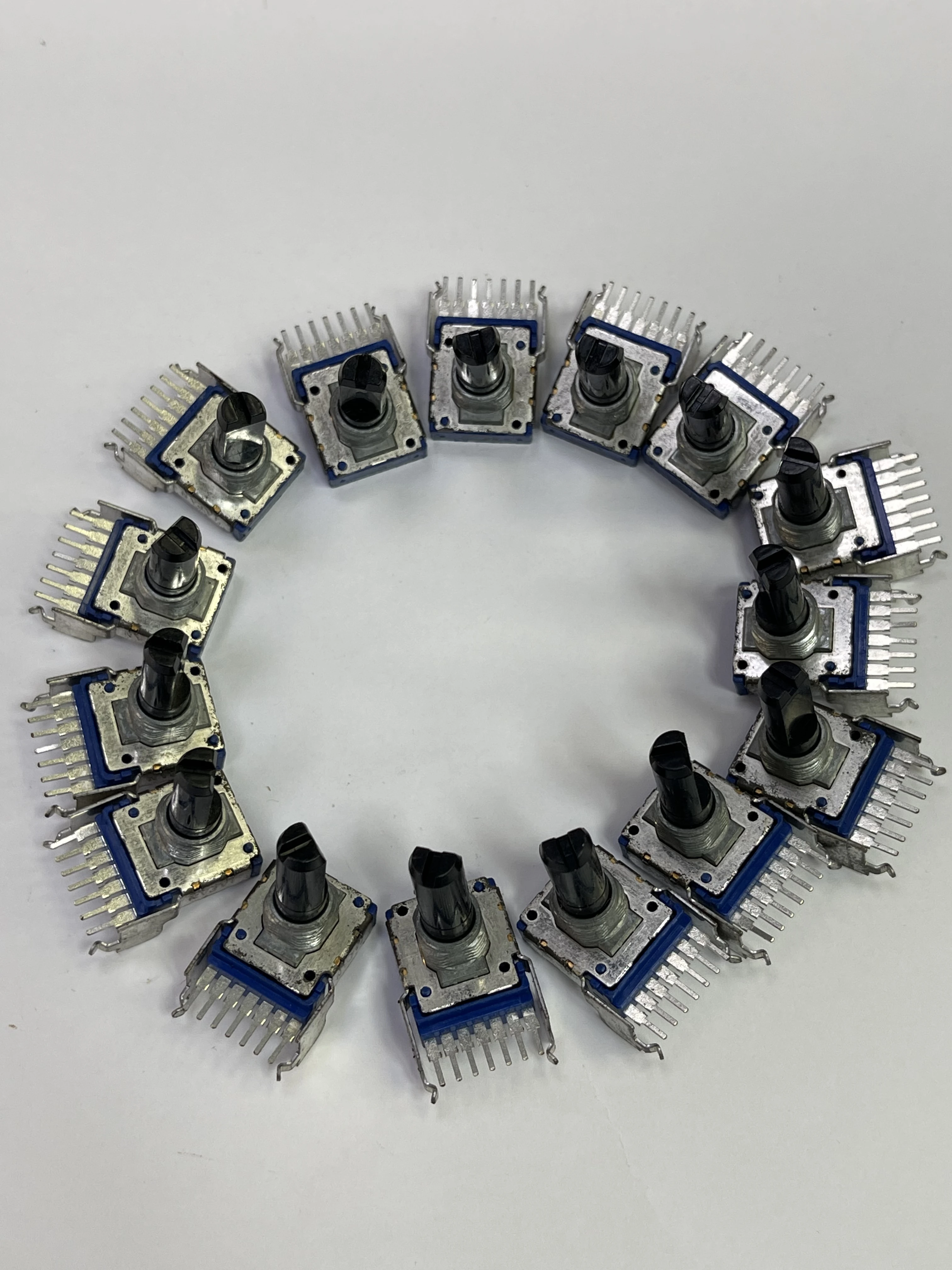 Двойной вращающийся потенциометр RK14K 50k 15A 14 мм