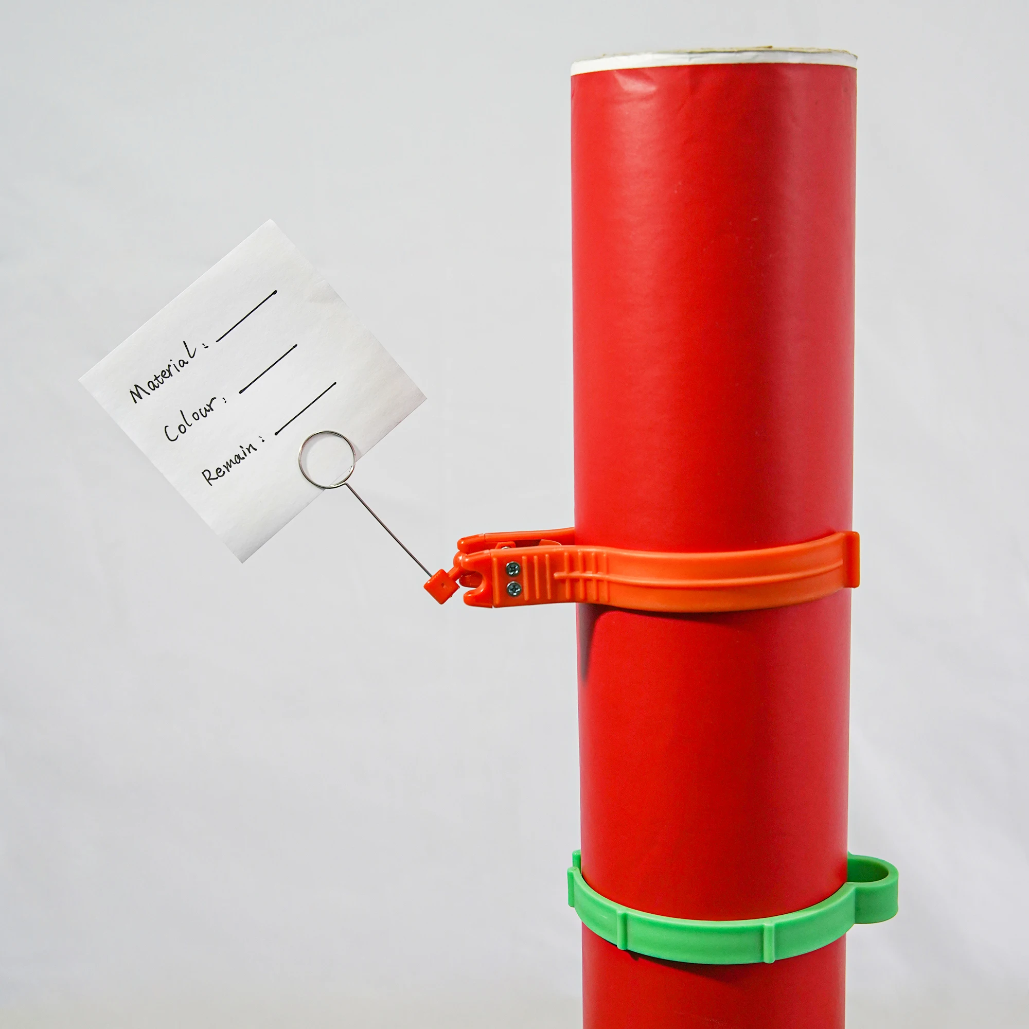 Super Magic plastic indoor use clip with spring for vinyl