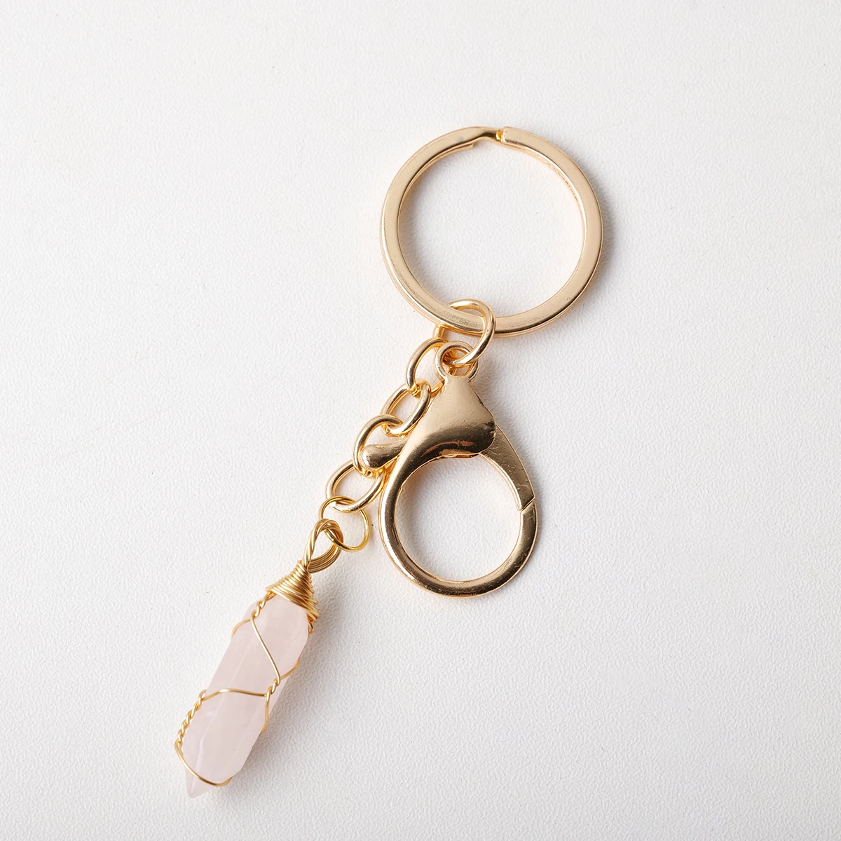 Wholesale natural crystal raw stone crafts Crystal point keychain Souvenir gift