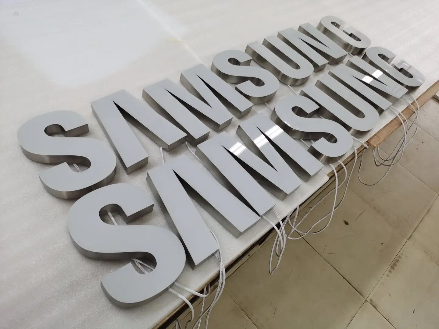 FOG 3D led light sign shopfront stainless steel SAMSUNG hanging led sign logo LED letters for Outdoor advertising