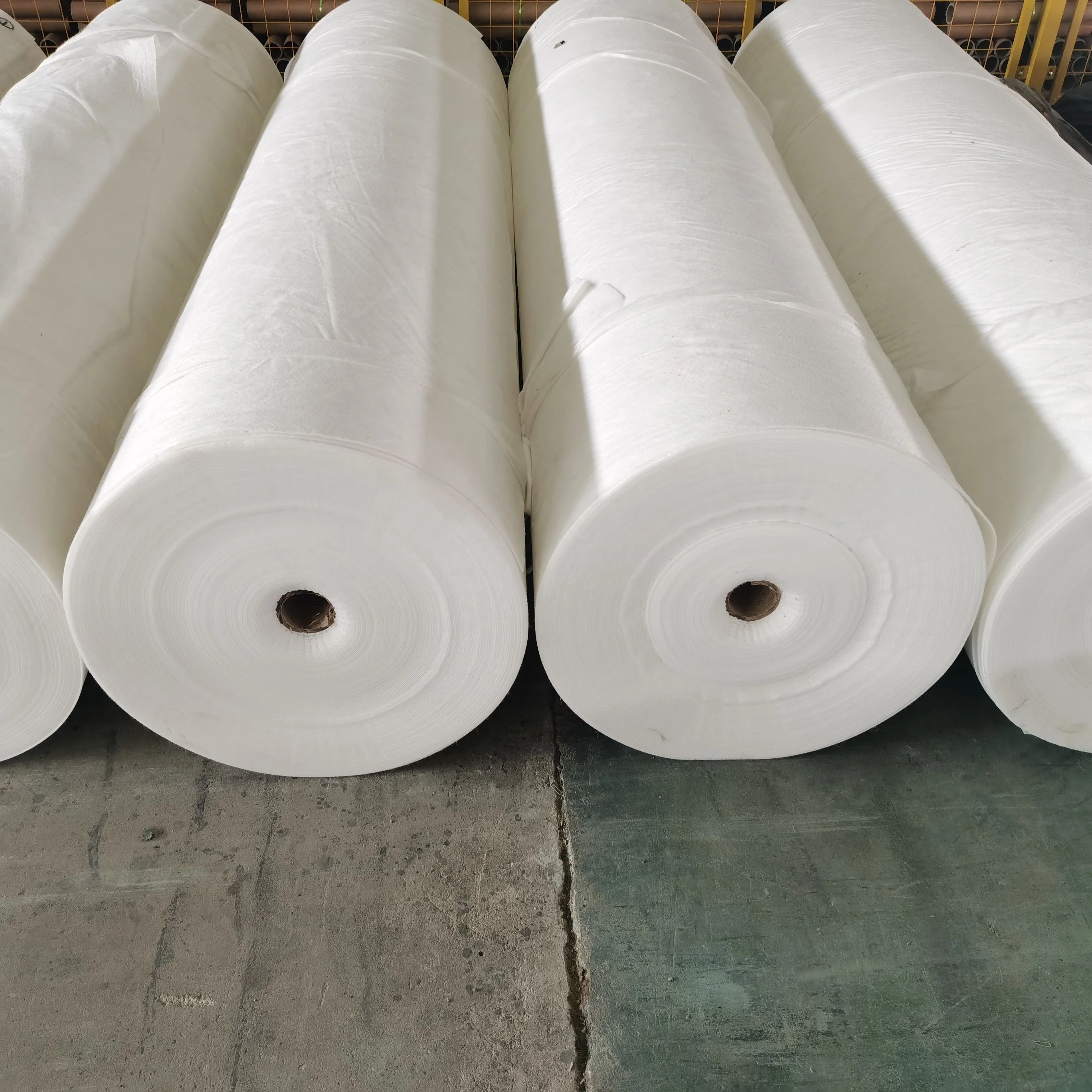 Top Quality Factory Direct Sale Geotextile  Non Woven Fabric outside and HDPE geomembrane inside for landfill