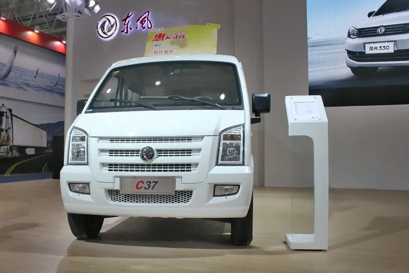 Мини-фургон автобус бензиновый двигатель Dongfeng 4x2 самоходный автомобиль C37 на 7 мест 9 11