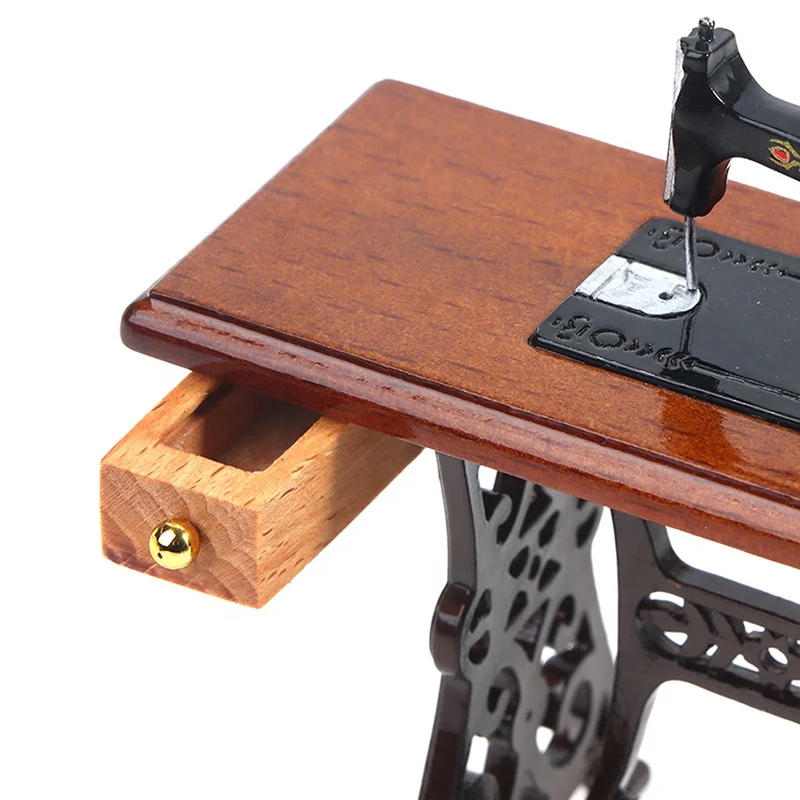 1:12 Dollhouse Decor Miniature Furniture Vintage Sewing Machine Toy Accessories for Dolls House Toys for Kids Pretend Toys