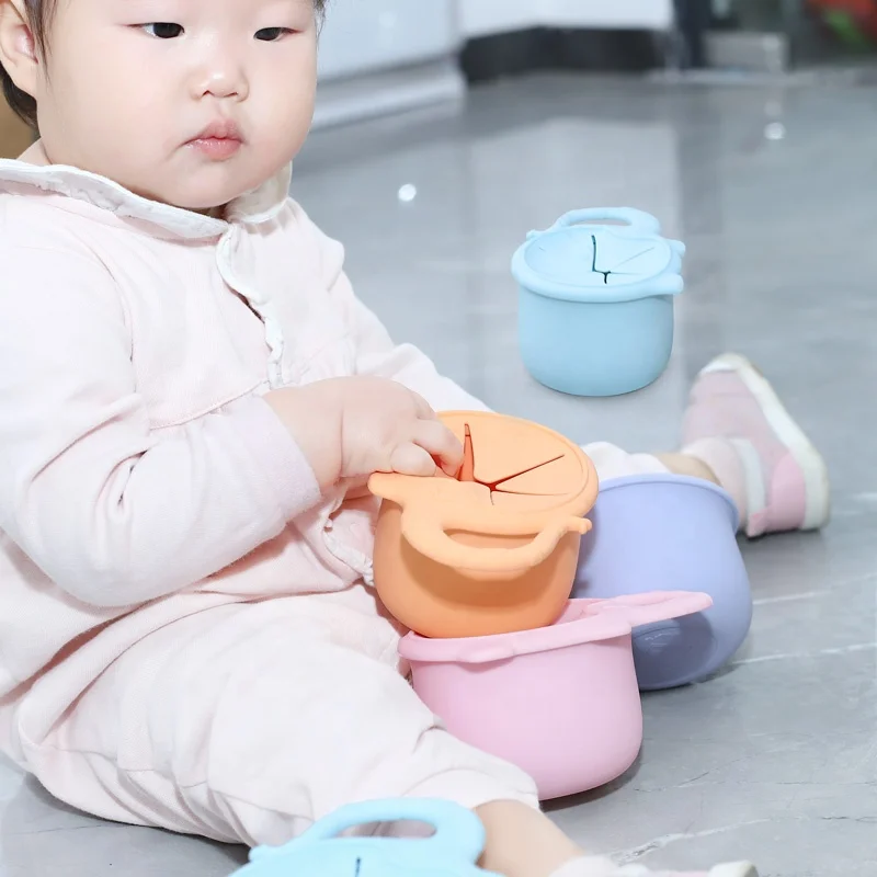 Reusable Non Toxic Baby Snack Bowl Eco Friendly Silicone Snack Cup Lid