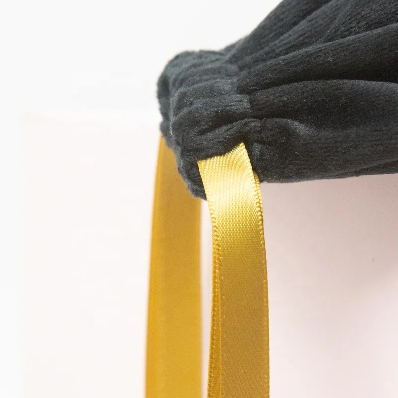 Маленькая черная Роскошная мягкая бархатная помада с принтом логотипа на заказ