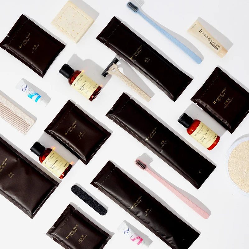 Low Price Simple Customized Hotel Bathroom Toiletries Set Disposable Hotel Amenities Kit Sachet Packaging