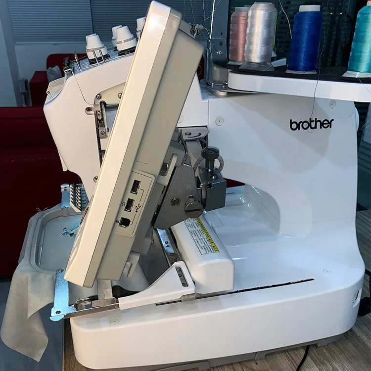 High quality embroidery custom embroidery sewing machine famous brand embroidery sewing machine
