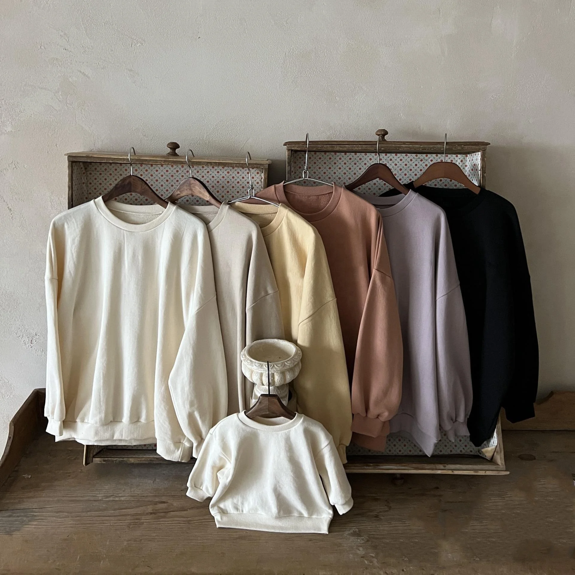 Unisex adult kids family matching clothes sweatshirt loose long sleeve top solid color mommy and me baby outfits Sets