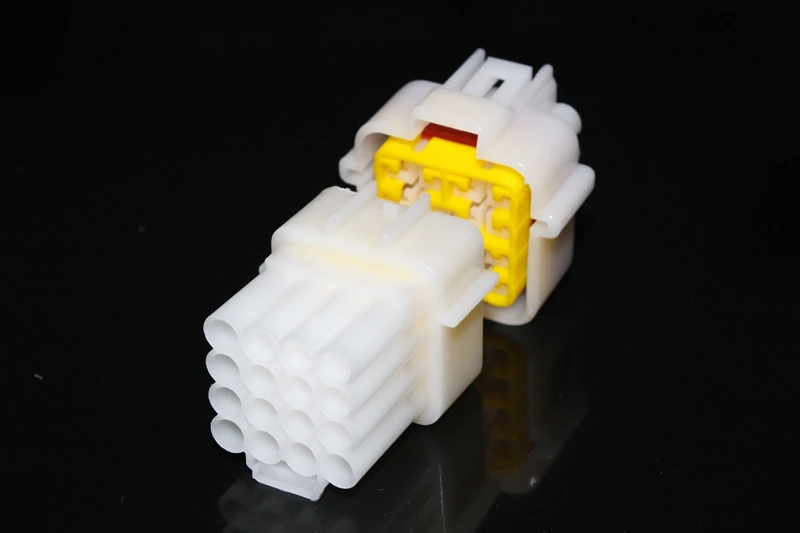 Hot automobile quick connector automobile harness connector automobile ip 66 connector