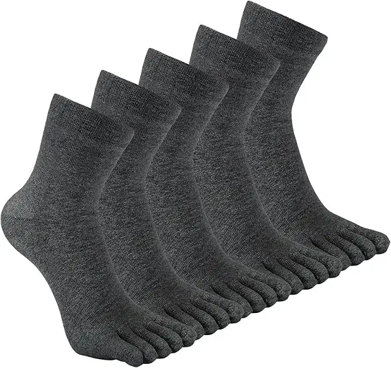 Quick Drying Customization OEM Logo Thin Cool Black White Solid Casual Autumn and Winter Thick Pure Cotton Toe Socks Men Socks