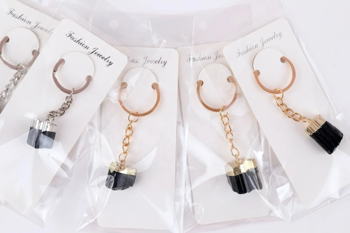 Wholesale High Quality Low Price Luxury Keychain Bag Beautiful Natural Stone Pendant Woman Natural Stone Keychain