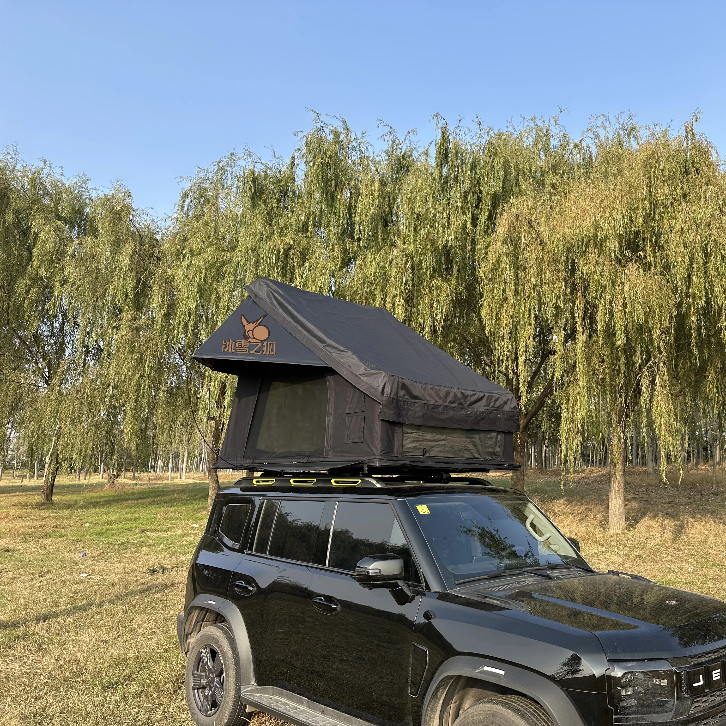 Factory Wholesale lightweight Inflatable Air Roof Top Tent Durable Camping Inflatable Roof Top Tent for Sale