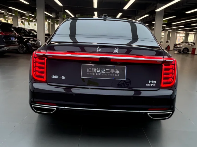 Hongqi H9 20 Zhilian Qi Chang Edition Сертифицированный Подержанный автомобиль бутик Заводские продажи