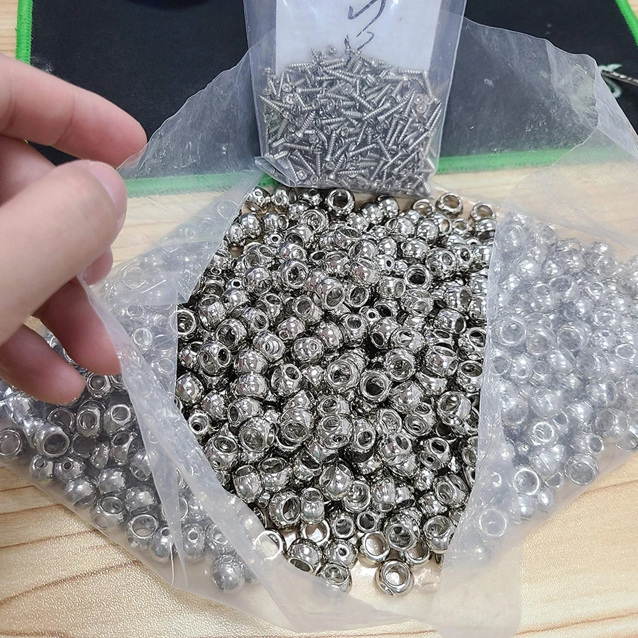 Stock Wooden Metal Amber Keychain Accessories Diy Silver Metal Ball Beads Spacers with Keyring and Screw