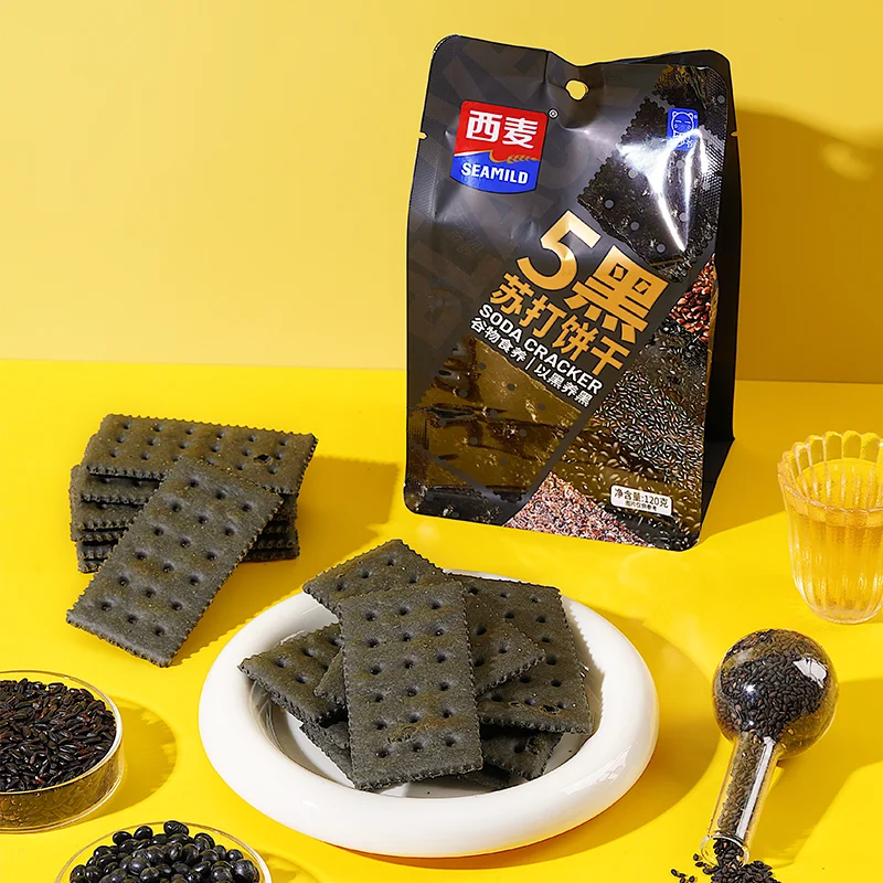 Wholesale 500g Crispy 5 Black Soda Flavored Baking Chip Mini Cookies Snacks Thin Saltine Crackers Biscuits