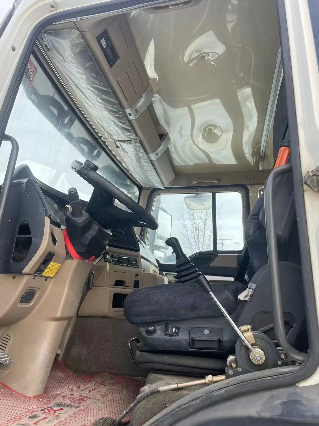 SINOTRUK HOWO Second Hand 6x4 Cement Mixer Truck Euro 2 Mobile Concrete Mixing Machine 10 CBM Concrete Mixer Truck For Sale