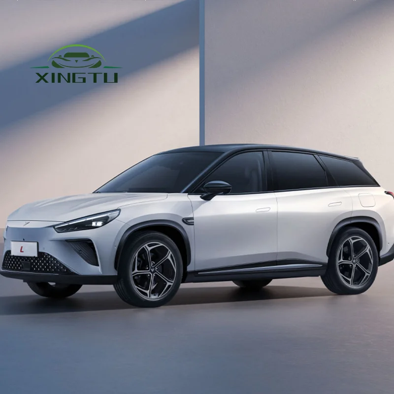 Nezha Lextended range version 310KM flash  version medium and large SUV