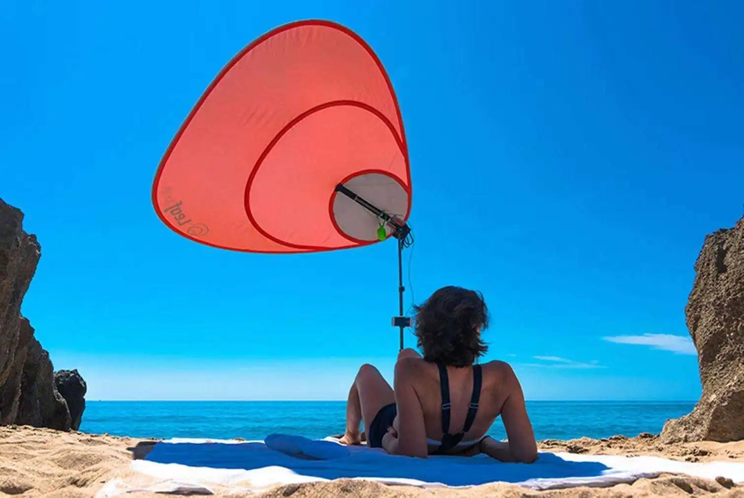 Promotional Commercial  Wind Proof Sun Beach Balcony Sunshade Sail Leaf Shaped Outdoor Small Pattern Beach Umbrella