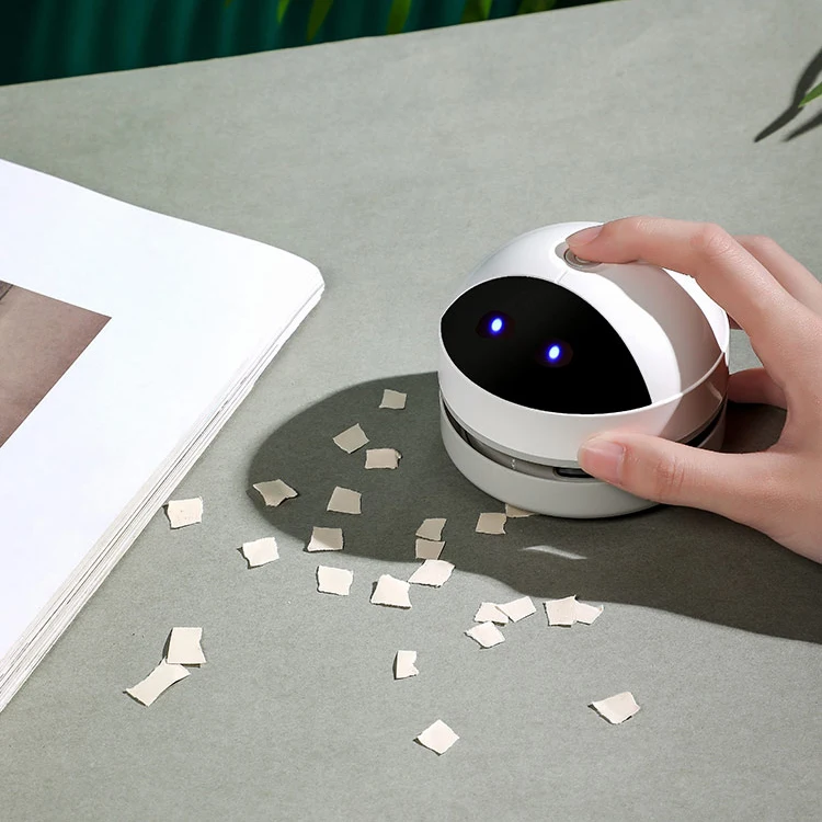 Hot Selling Mini Desktop Vacuum Cleaners Household Computer Keyboard Portable Battery Powered Handheld Electric Vacuum