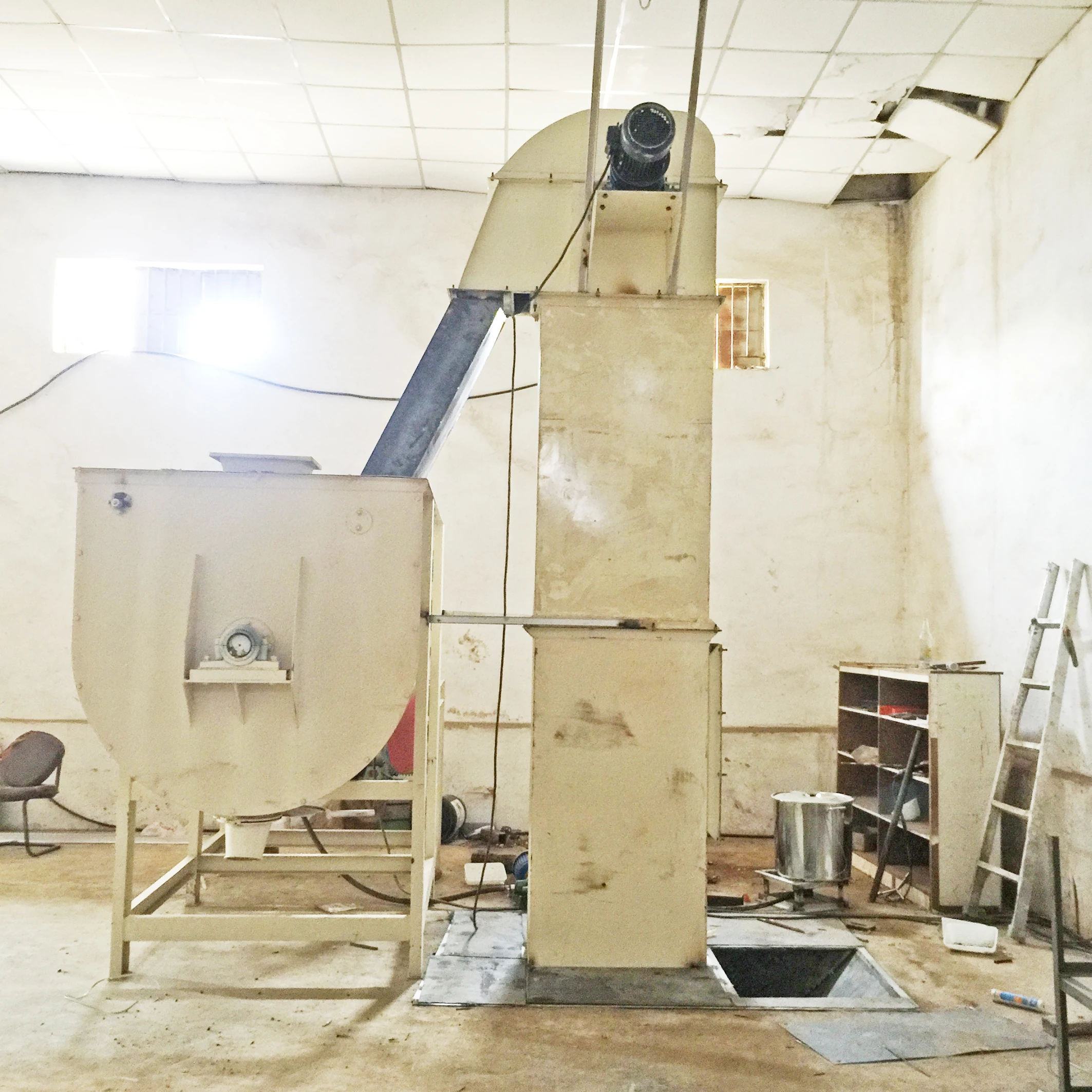 Colorful Road Marking Paint Dry Mortar Machines Efficient Mixing Equipment