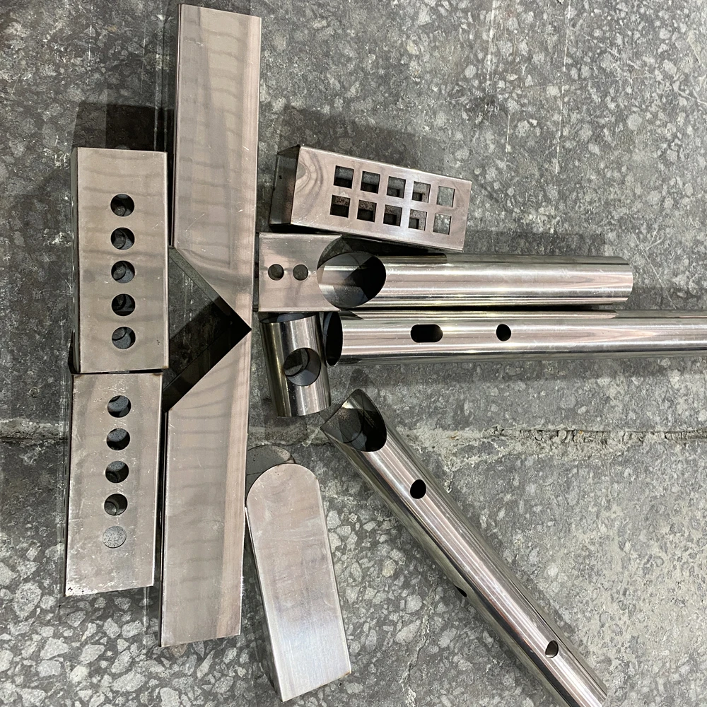 Tube Laser Cutting Machine G120p 3000w Promotion 3000w Metal Affordable Fiber Laser Cutter Laser Pipe Cutting Machine