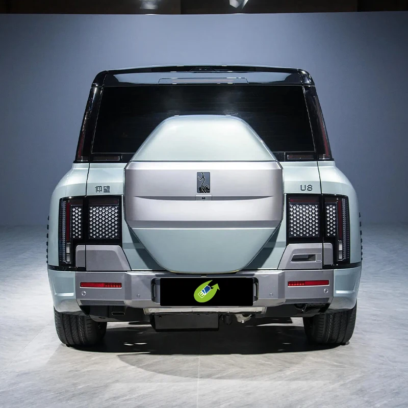 BYD Looking Up U8 2023 Luxury Edition Hybrid Electric New Energy Vehicles Intelligent Eco-friendly Vehicle Used Car