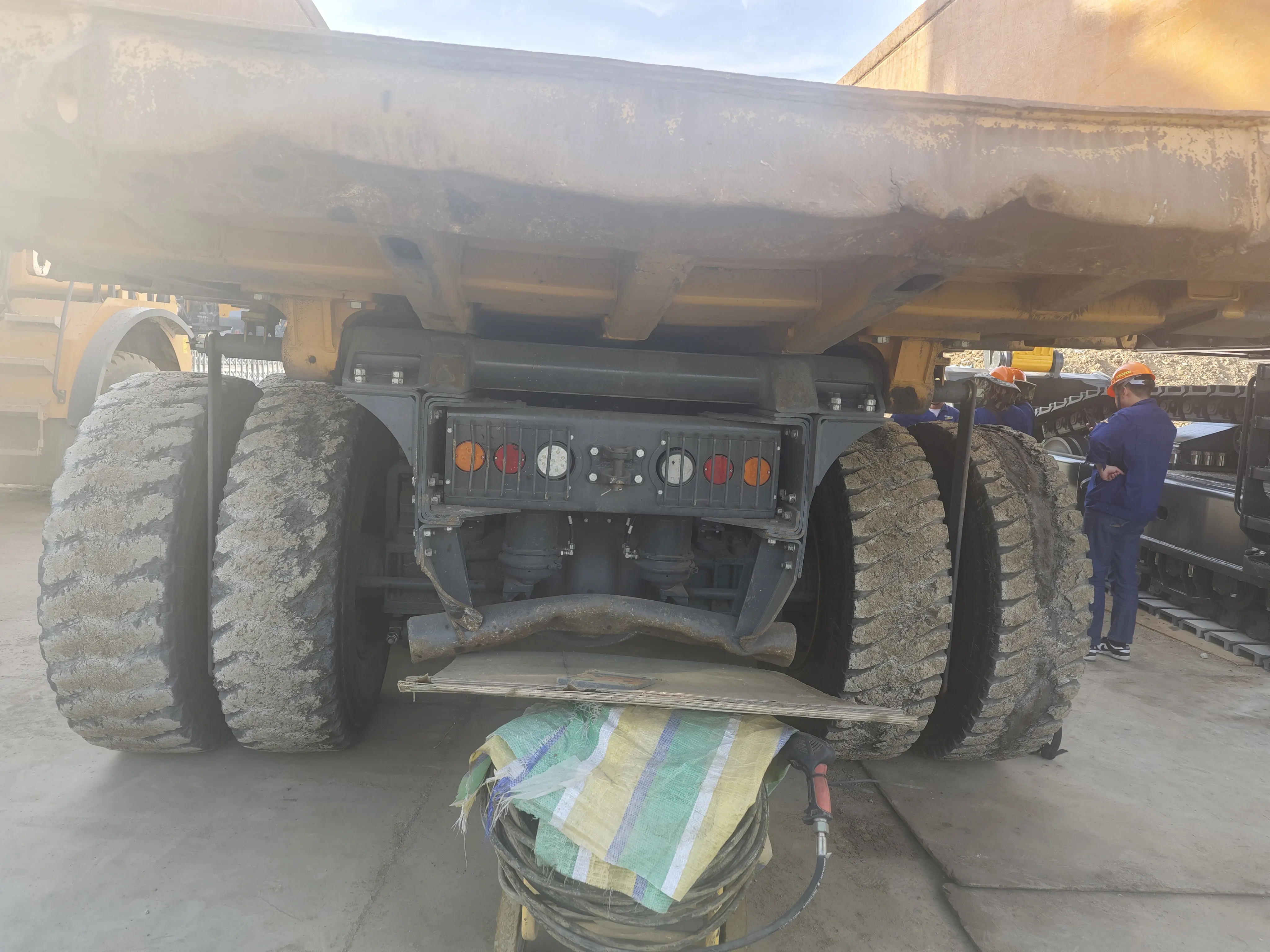 XCMG Official Used Mining Dump Truck XKT105A 6*4 Wide-Body Tipper Trucks For Sale