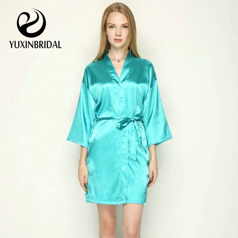 Женский шелковый халат