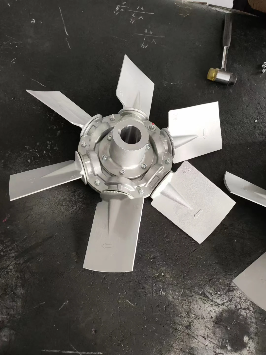 Factory advancedX&L customized construction machinery radiator fan blade for heavy construction machinery equipment, excavator,