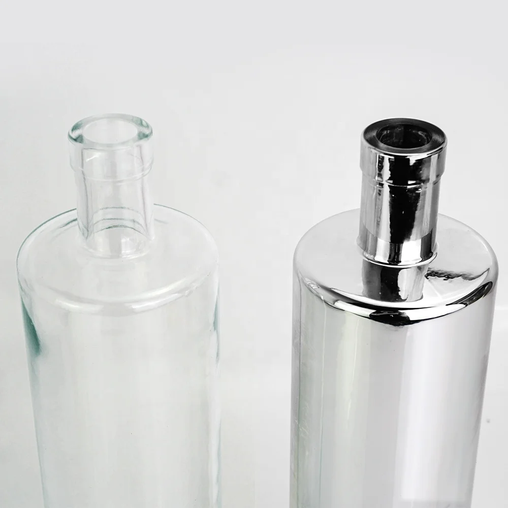 Customized bottle vodka 750 ml new design glass bottle vodka 750ml electroplating liquor glass bottle with lid
