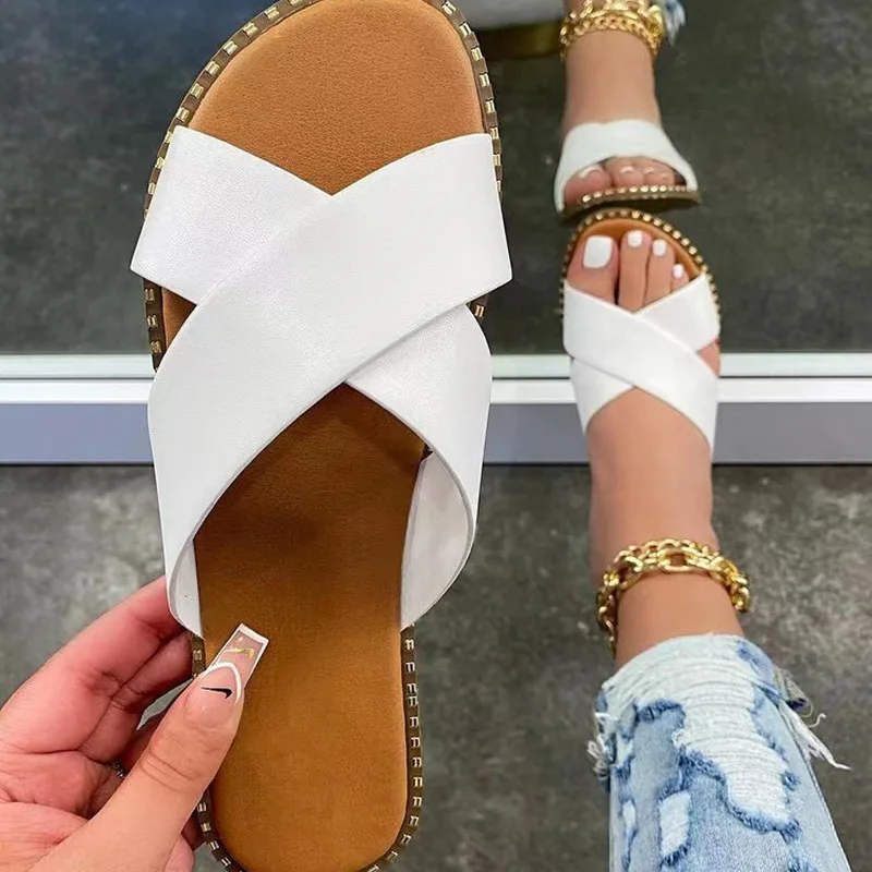 Женские сандалии Новое поступление 2022 модная повседневная Уличная обувь на плоской подошве легкие удобные кожаные тапочки для