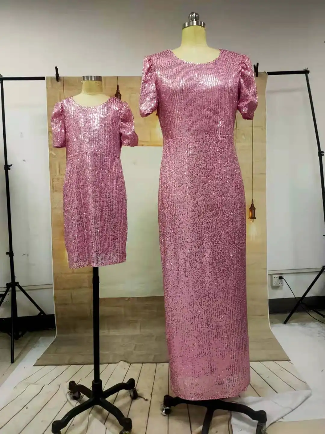 New Mom And Daughter Wedding Pink Sequins Dresses Matching Outfits Set Family Look Short Sleeve Long Dress For Mommy And Me