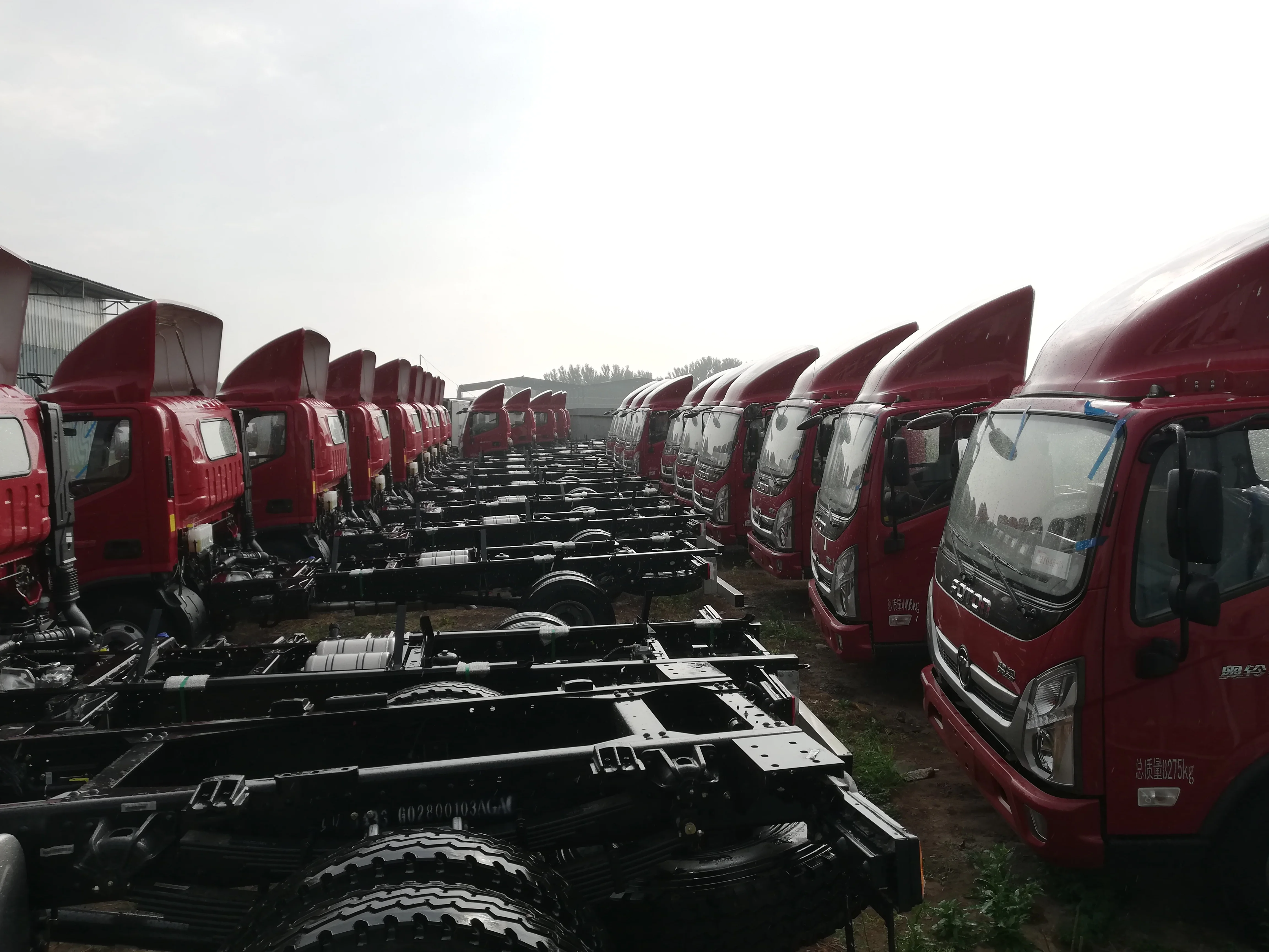 Best Selling Products Light Duty Diesel Power Manual Cargo Box Steel Truck Chassis