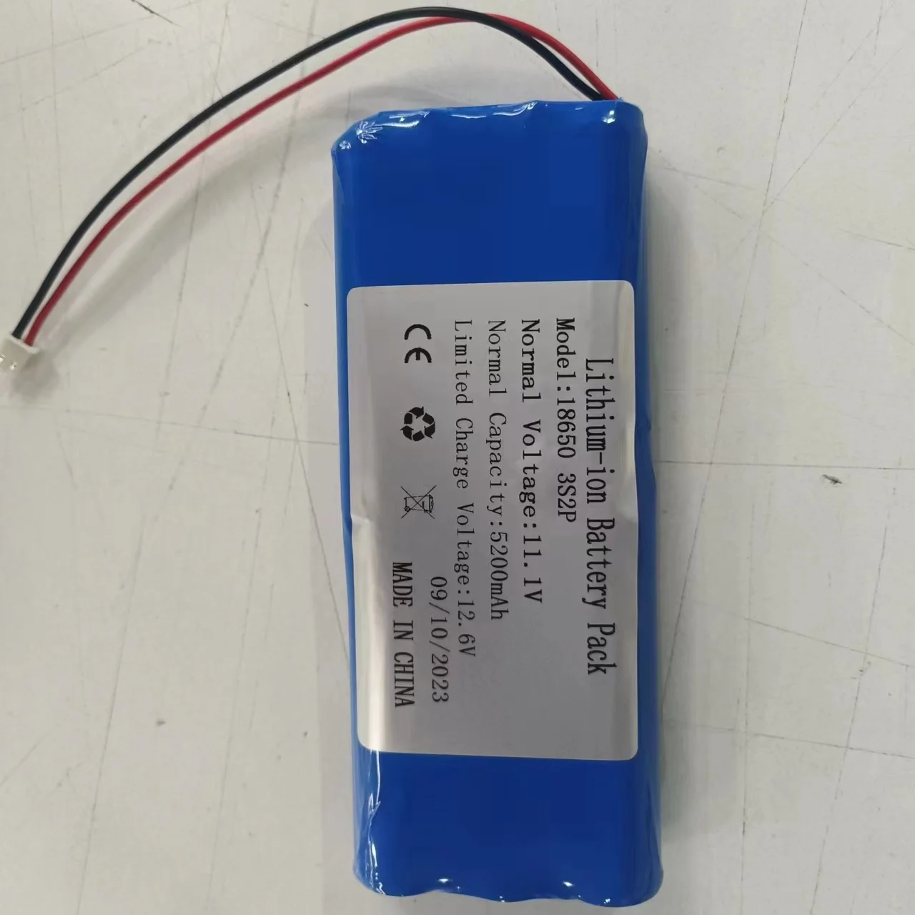 Rechargeable 12 Volt Li-ion Battery Pack 12 V 5000mAh 18650 For LED Light