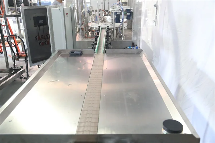 Automatic Full Line Cooking Edible Sesame Lube Oil Glass Plastic Bottles Filling Capping Labeling Machines with High Capacity