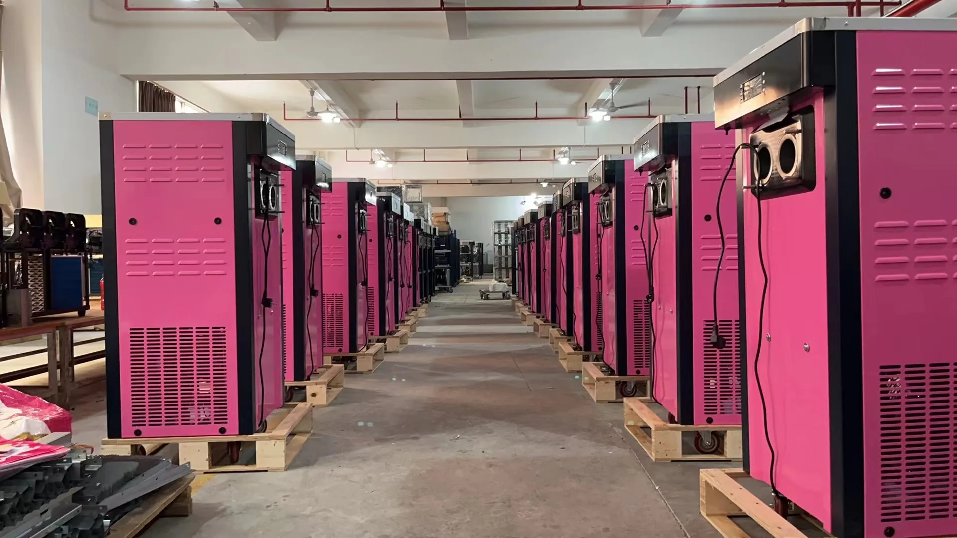 Summer hot sale stainless steel vertical three flavors soft ice cream machine gelato maker frosting machine