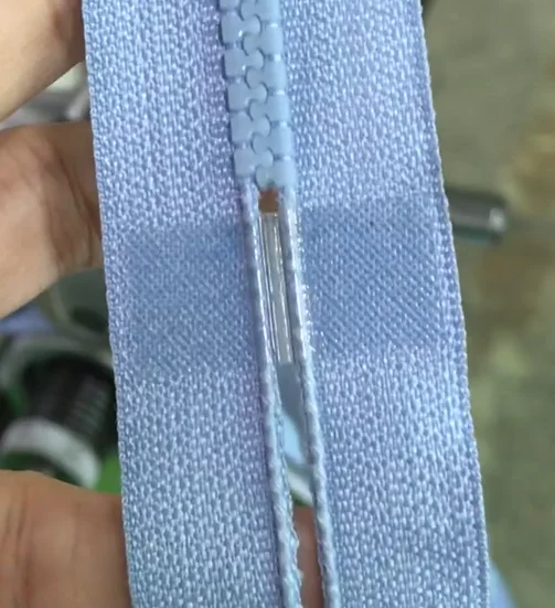 ZYN plastic zipper auto tape sealing machine for making zipper machine