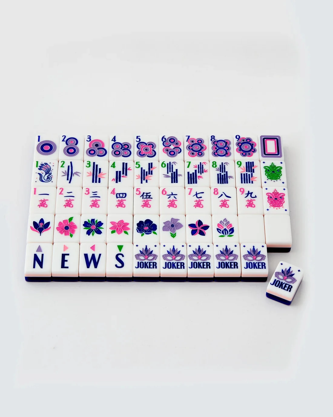 Colorful American Mahjong Tiles Engraved Modern Entertainment Mahjong Jeu Casino Acrylic Mahjong Tiles for Gambling Games