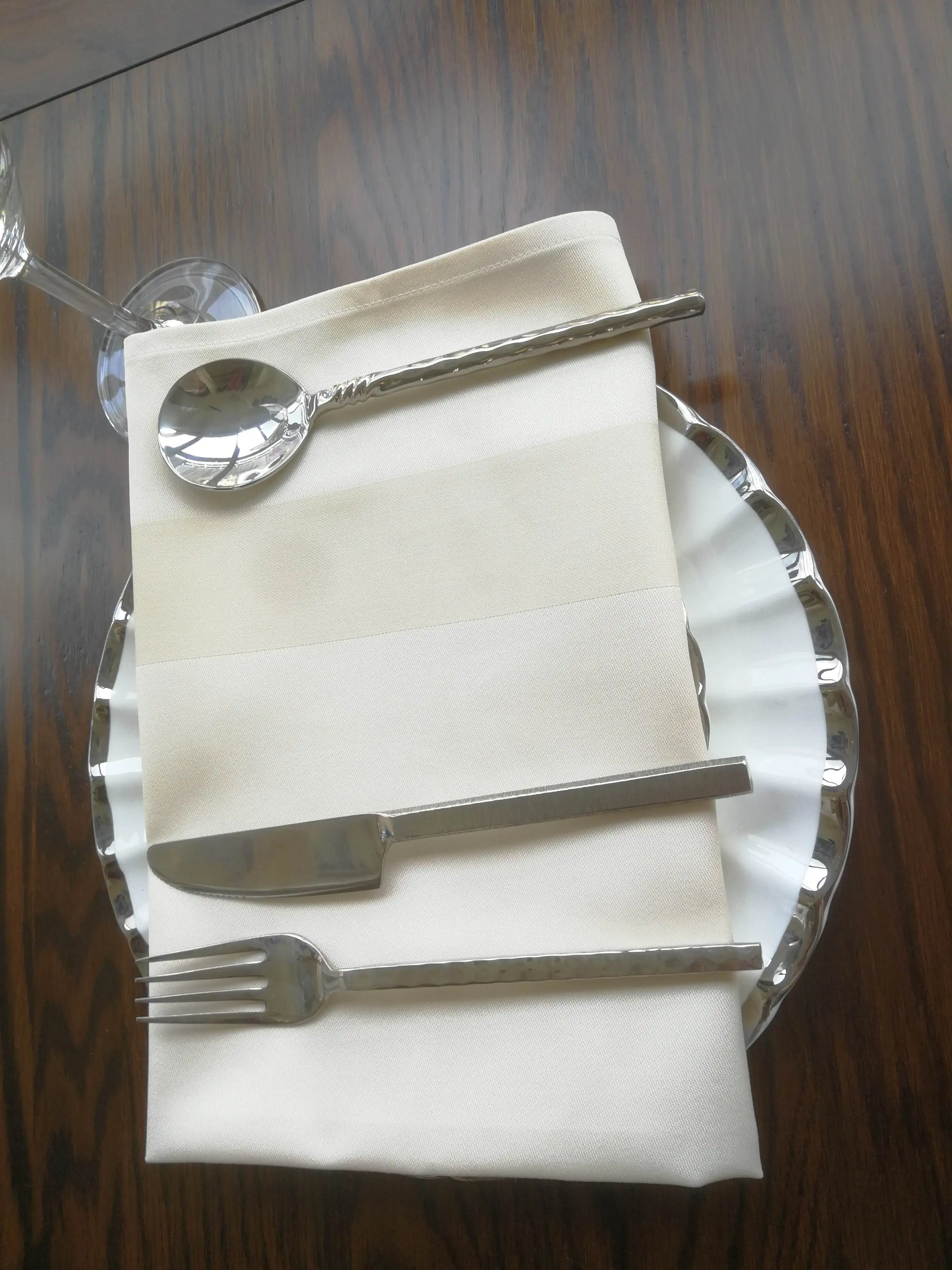 Hotel Cotton Linen Napkin Satin Band Single Design For Airline Wedding 5 Star Hotel