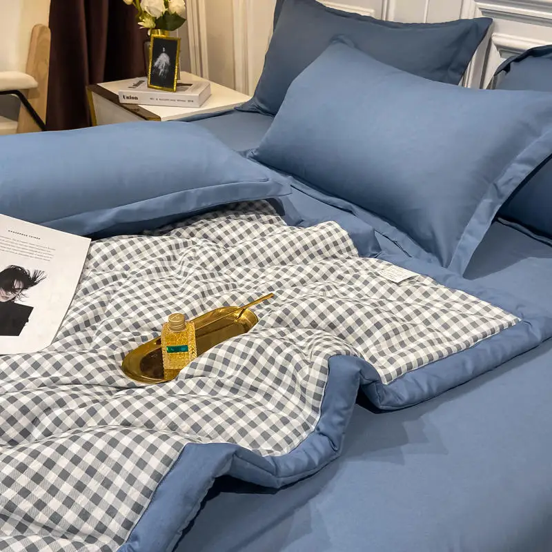 Wholesale Custom Luxury Printed Microfiber Polyester Satin Cooling Cool Fiber Summer Quilt Quilts Bedspreads Covers For Summer