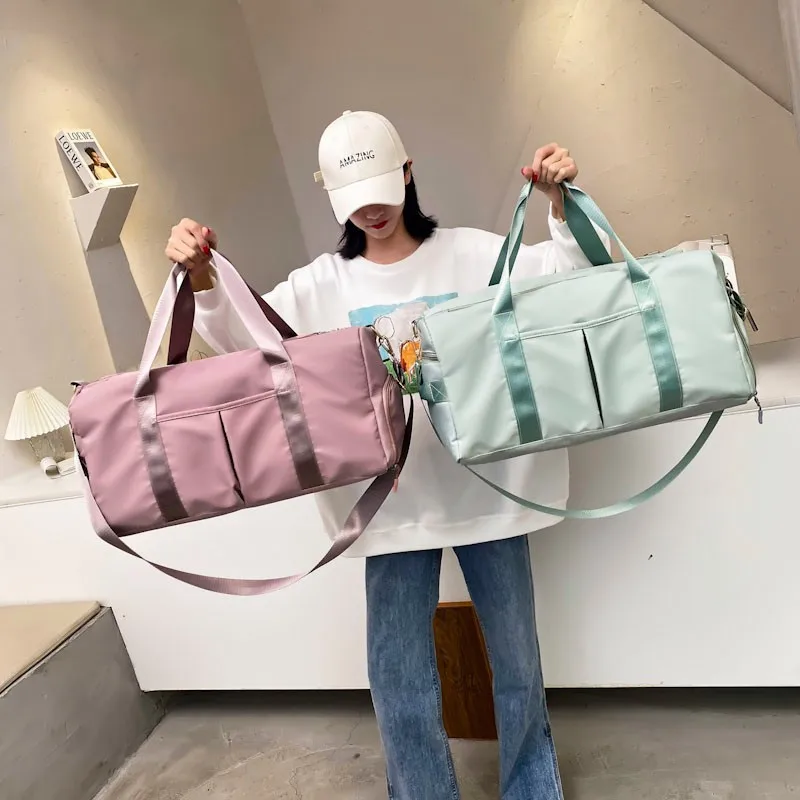 Custom logo female man large capacity travel waterproof yoga fitness duffle bag