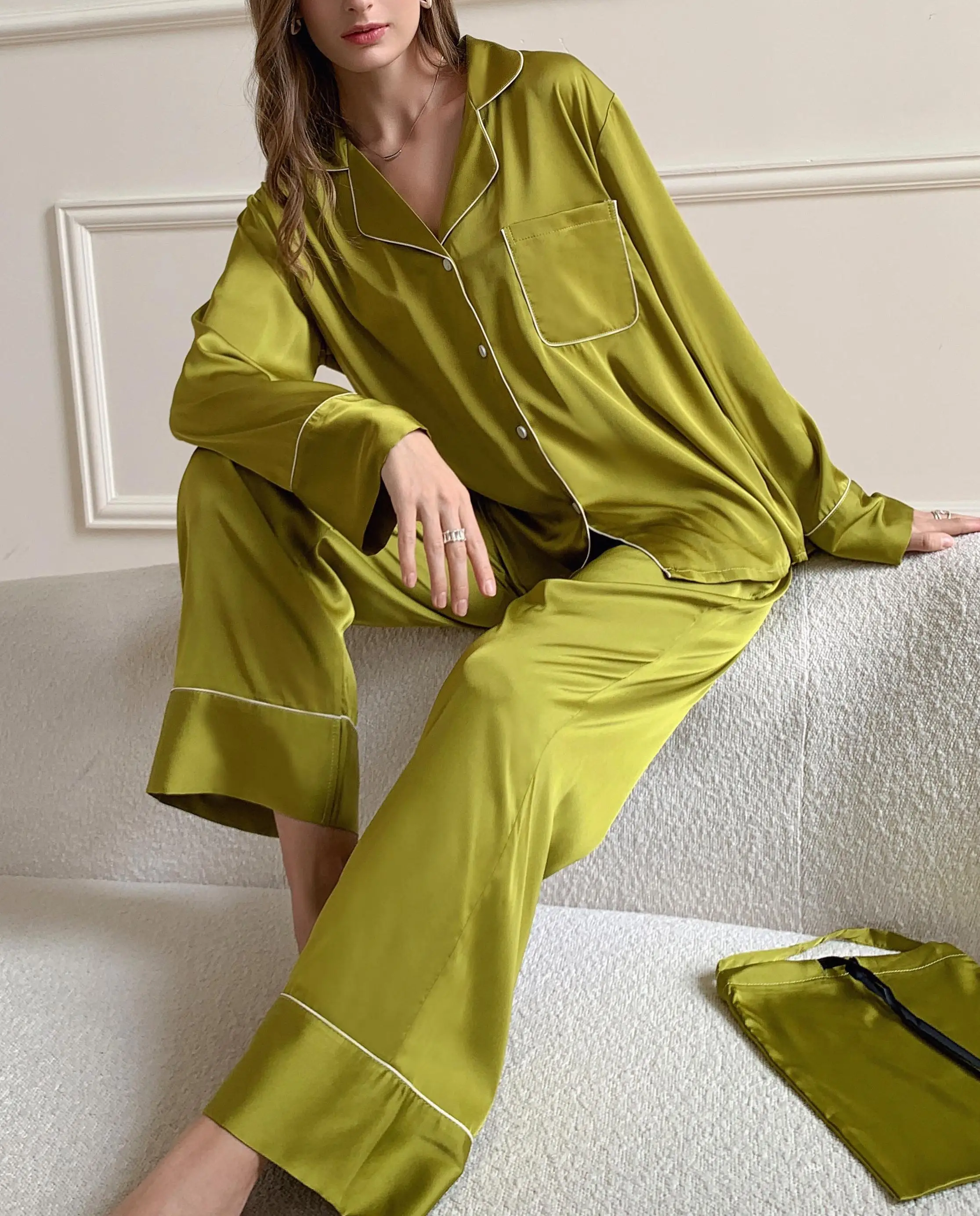 NO.1 Printed Pajamas Ladies Sleepwear Solid Color Elegance Satin Silk Pajamas Set Women Satin Pajamas