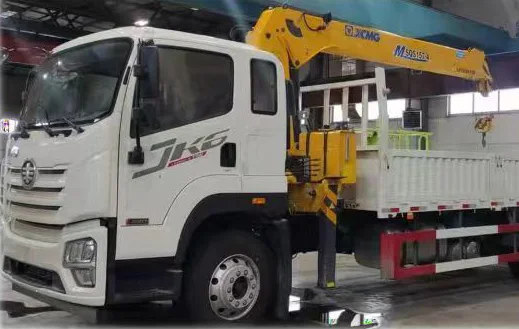 New Version Good price crane lorry truck new China manufactured constructionworks telescopic boom lorry truck price