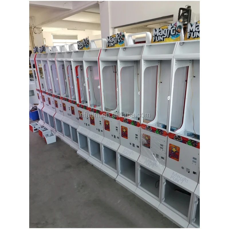 2023 New Mini Toy Claw Machine Indoor Magic Key Claw Machine  Mini Claw Machine with Bill Acceptor $300