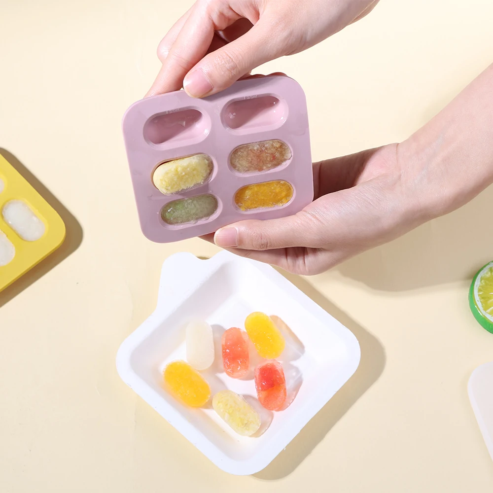 Hot Sale Factory Price Food Grade Mini Easy Release Freezer 4 Grids Silicone Ice Cube Tray Bpa Free Ice Tray Molds With Lid