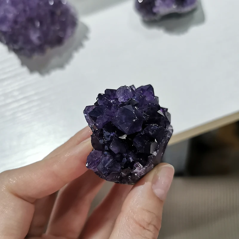 Natural Uruguay Amethyst Cluster High Level Purple Crystal Geode Fengshui For Home Decoration