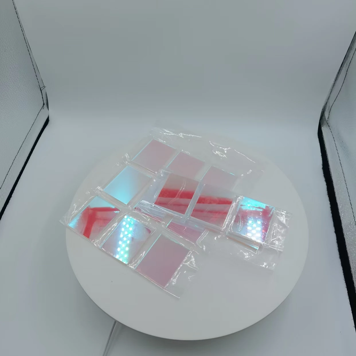 High quality color optical glass filters are widely used in the beauty industry and other industries