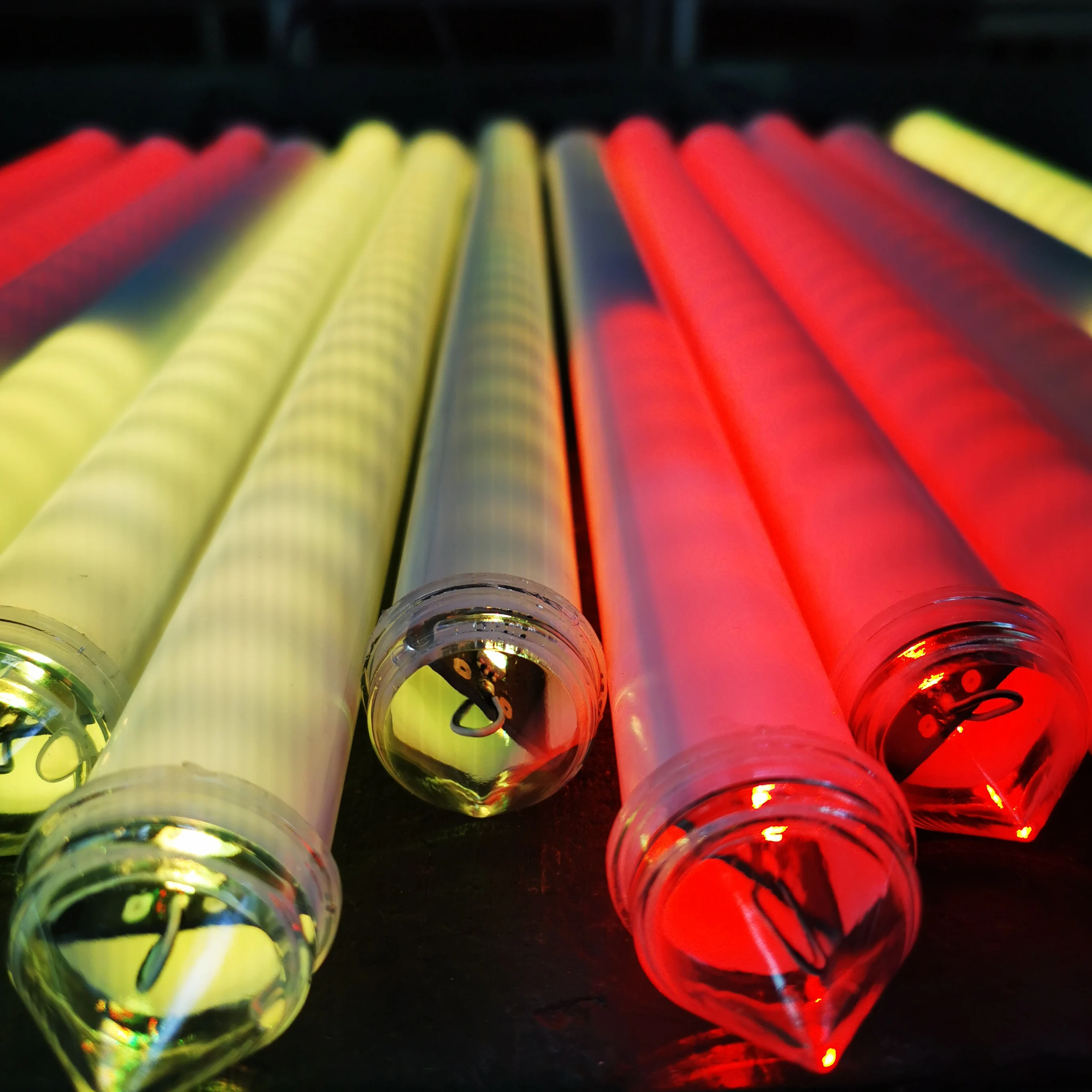 Best Quality permanent 3D  LED tubes dmx vertical tube light DMX club disco for nightclub roof lighting