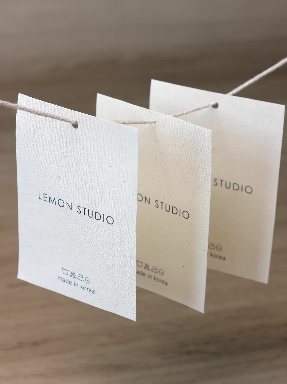 2023 Best Sale Tag Luxury Recycled Garment Labels Printing Own logo Pure Cotton Labels Dress Luxury Card for Clothing