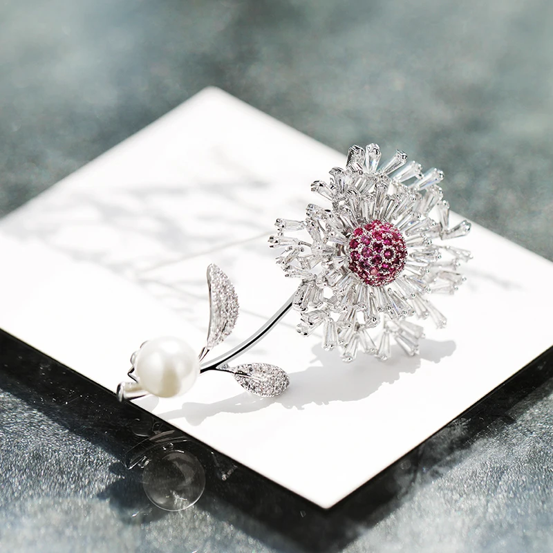 
Korean Channel Dandelion Flower Designer Brooches And Pins Pins Pearl 18k Gold Plated Charming Brooch Women 